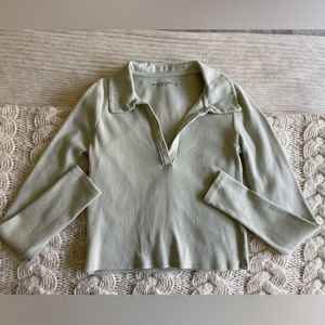 Abercombrie & Fitch Ribbed Long Sleeve Shirt